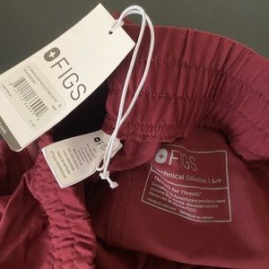 FIGS Womens Zamora Burgundy Jogger Scrub Pant